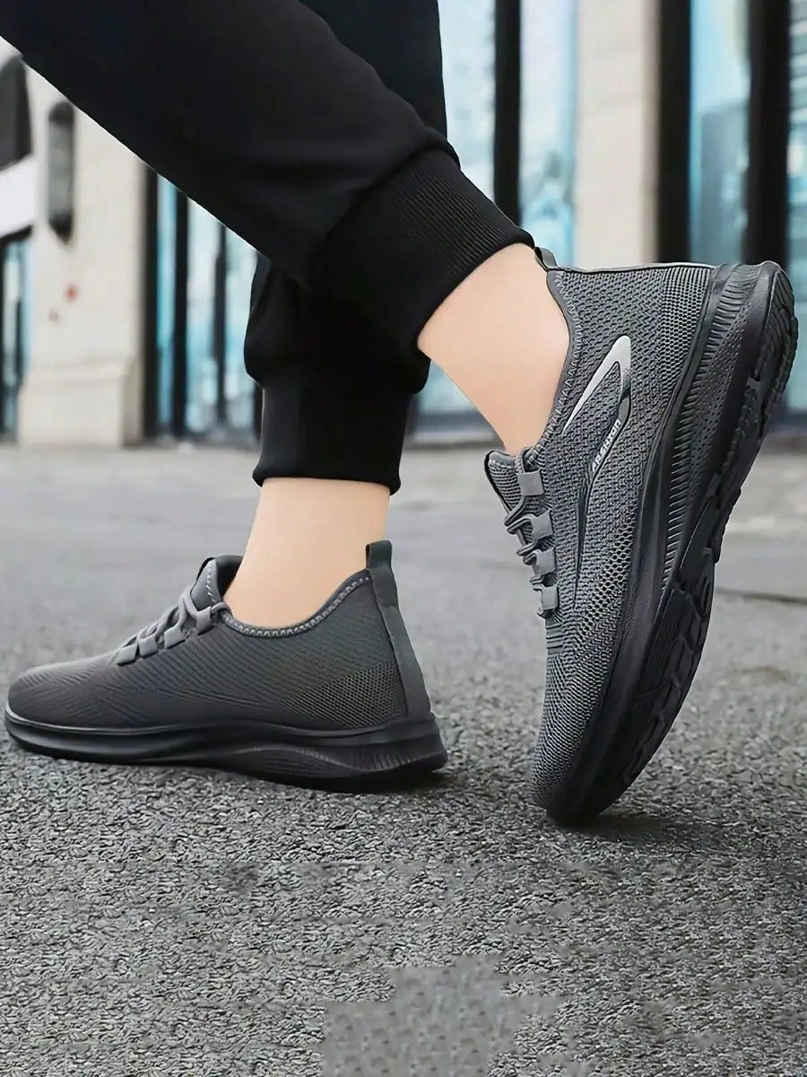 Lightweight Breathable Mesh Running Sneakers
