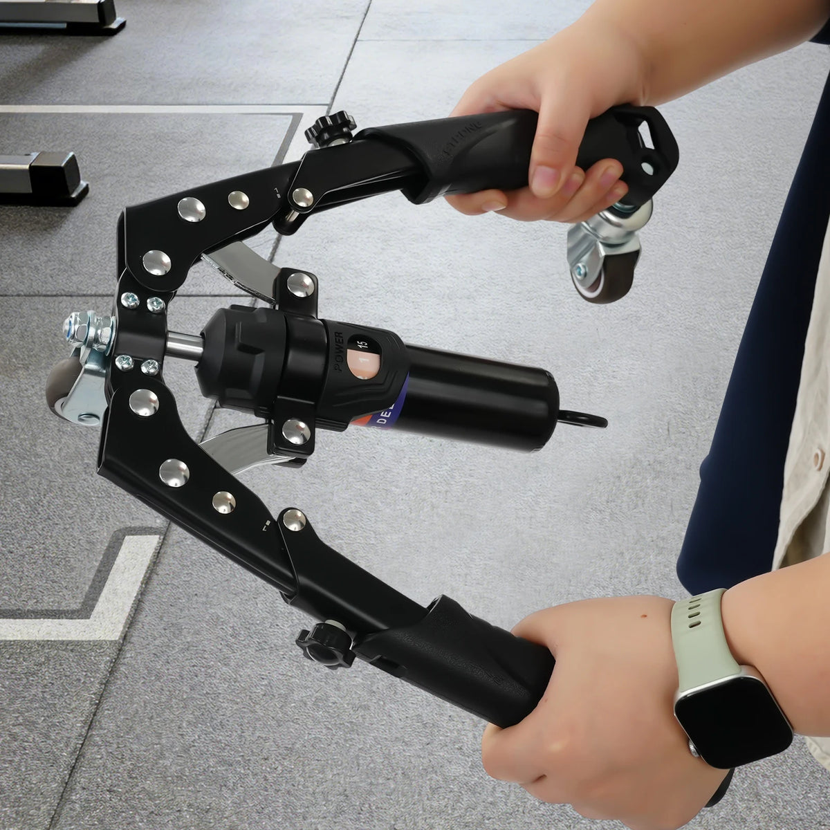 Adjustable Hydraulic Arm Blaster