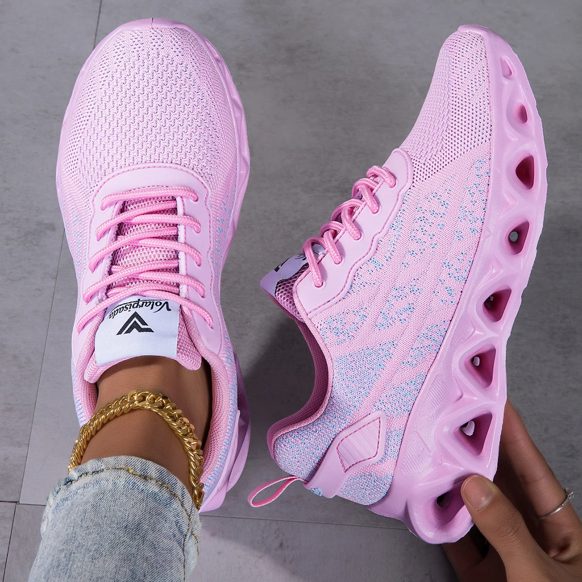 Breathable Mesh Athletic Walking Sneakers